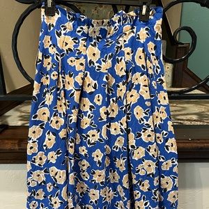 Ann Taylor skirt size 2P